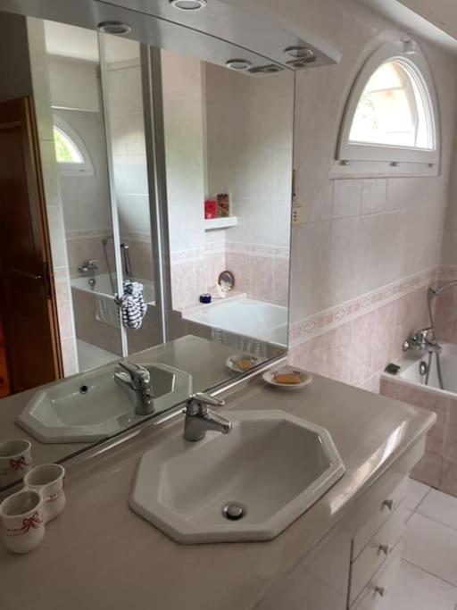 Belle Villa Basque Avec Piscine Et Jardin De 3000M2 Сен Жан дьо Луз Екстериор снимка